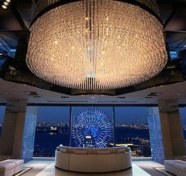 横浜モノリス