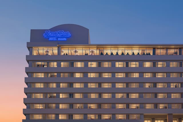SOUTH GATE HOTEL