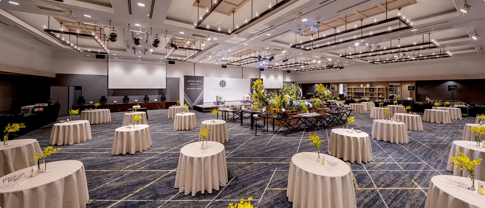 Oriental ballroom YAMAKASA