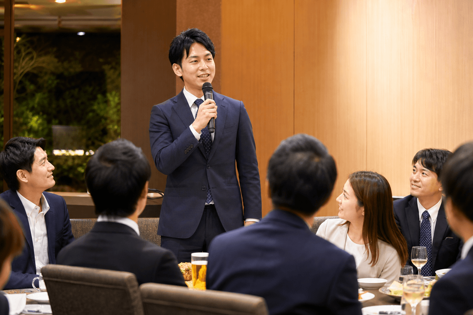 幹事の挨拶完全ガイド|開会・司会・閉会の例文集+進行のコツ