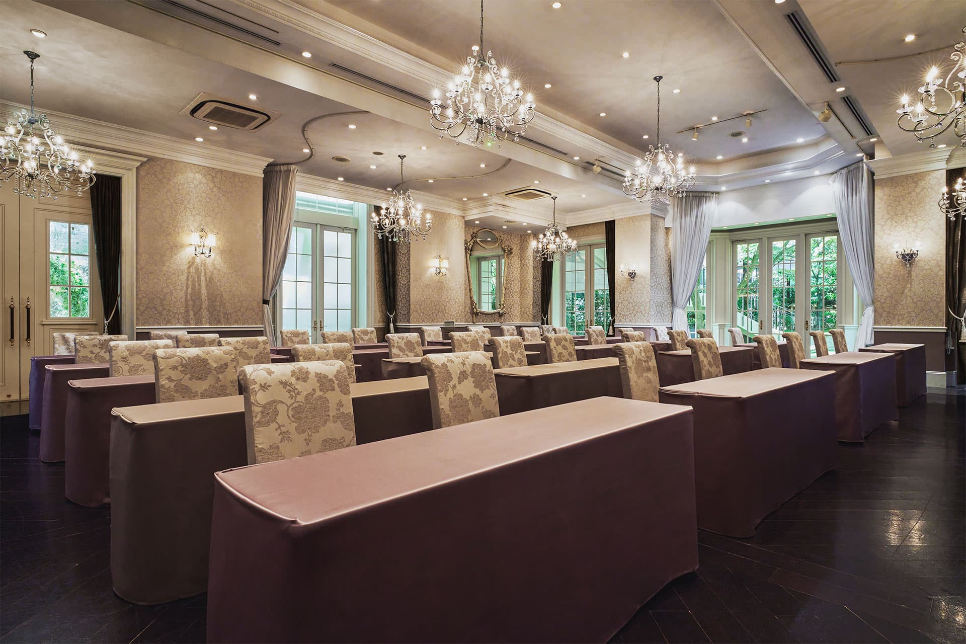 どんなイベントも思いのままに。自在な空間演出のイメージ画像