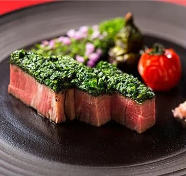 記憶に残るフルオーダー料理のイメージ画像