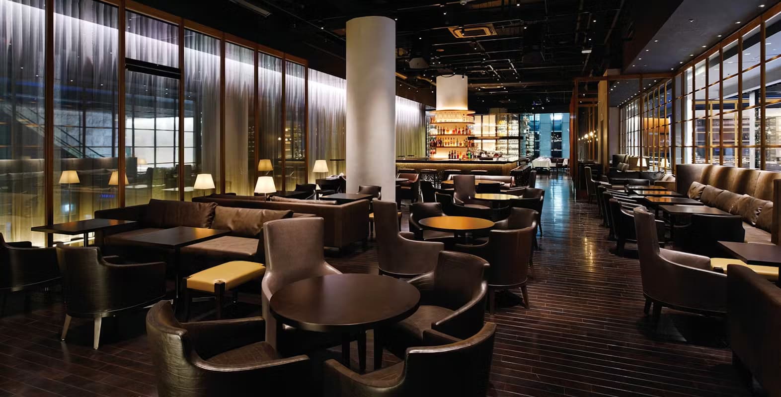 特別な雰囲気を生む大空間のイメージ画像