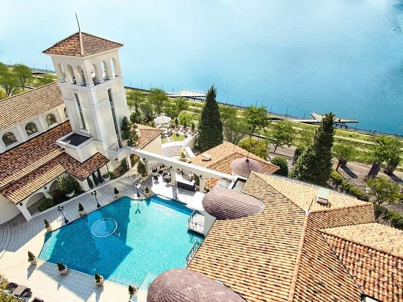 選べる4つの貸切邸宅のイメージ画像