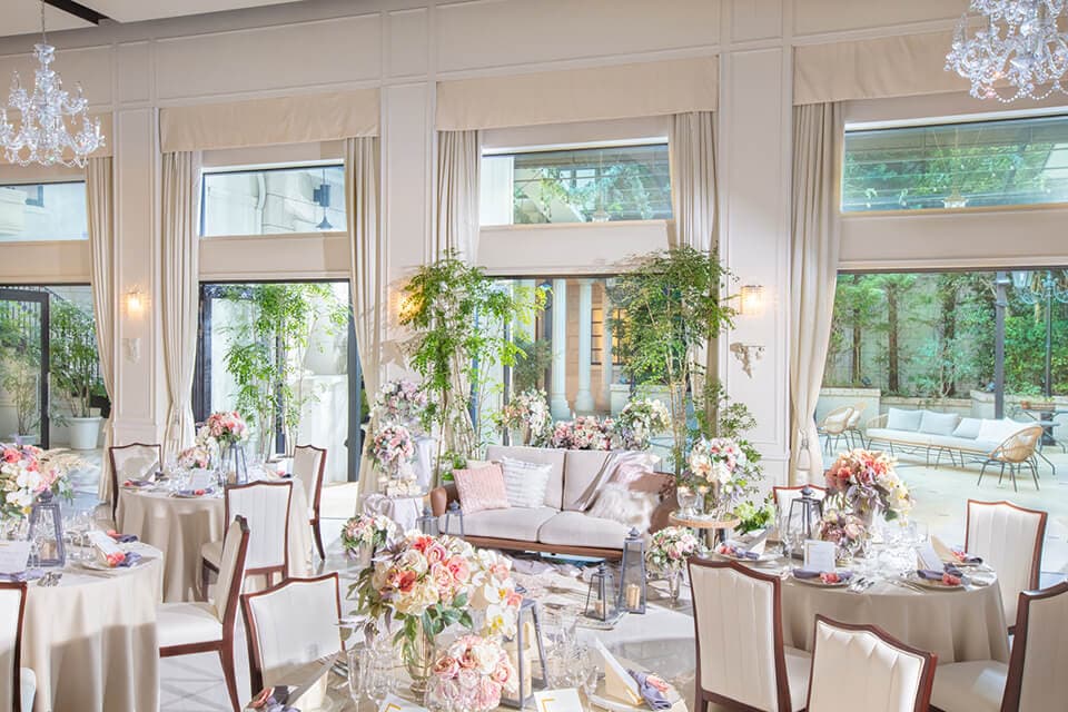 ミラノを思わせる白亜の邸宅のイメージ画像